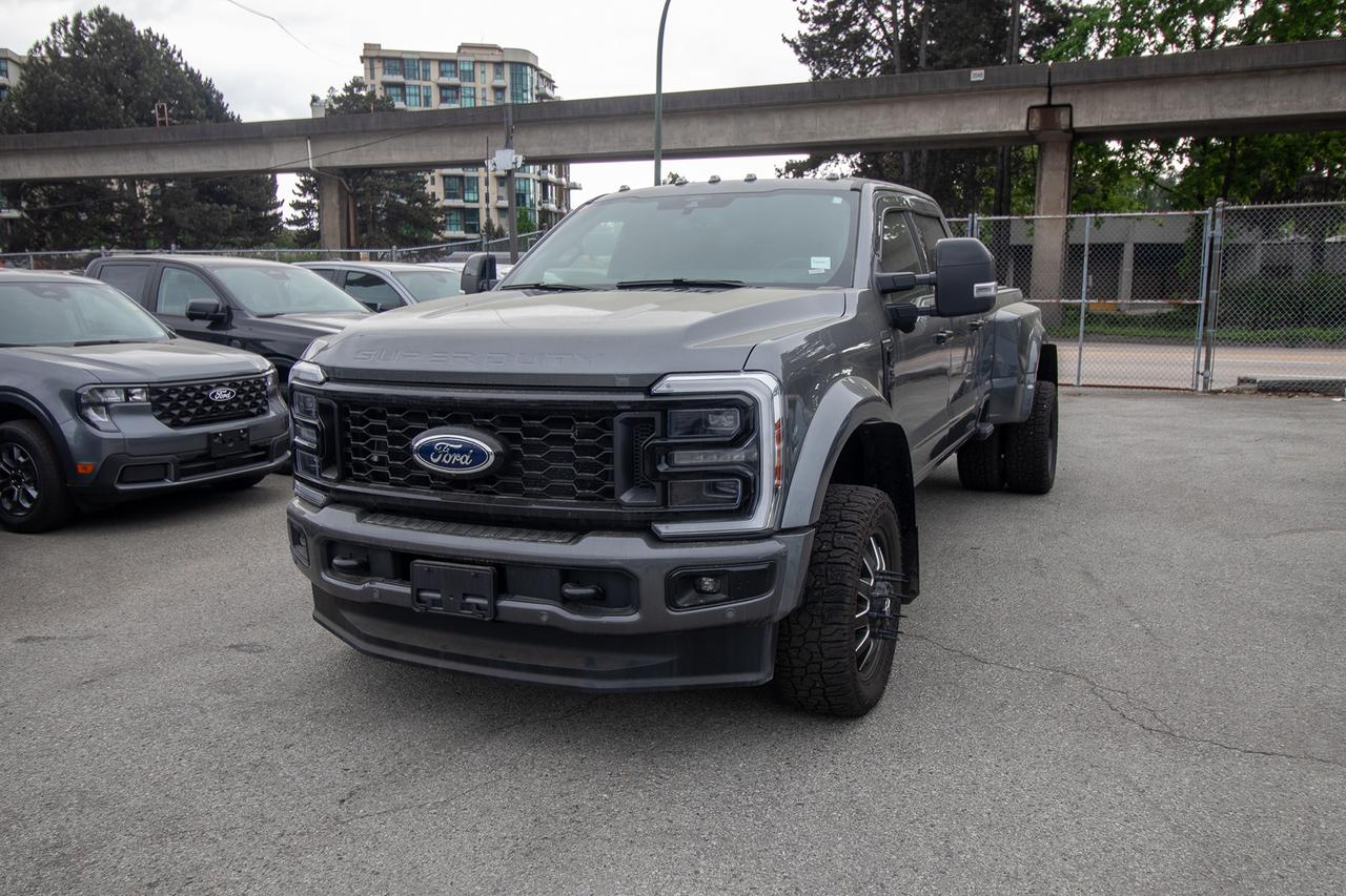 2024 Ford F-450 Super Duty Platinum Crew Cab LB DRW 4WD