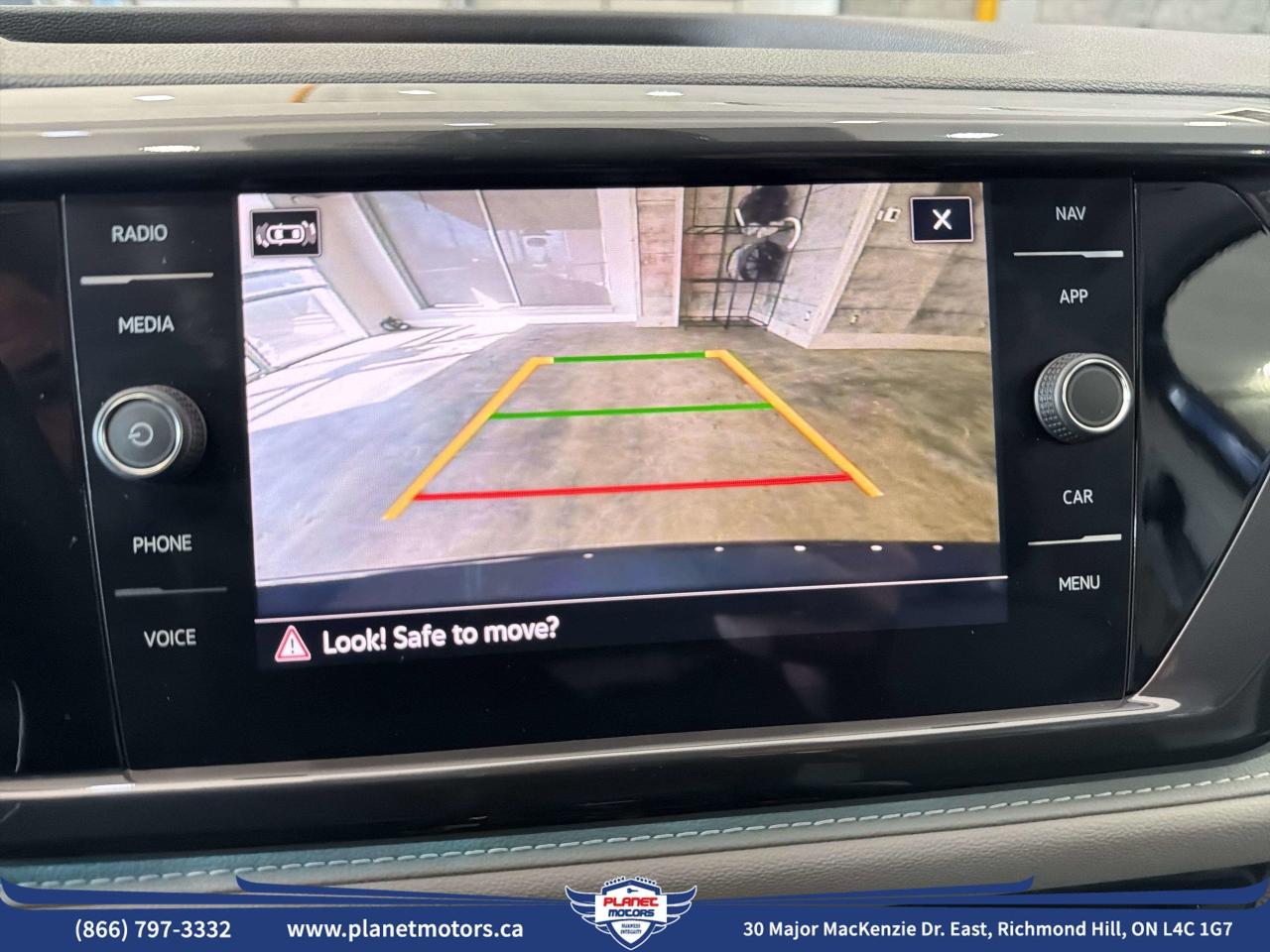 2023 Volkswagen Taos Highline Photo