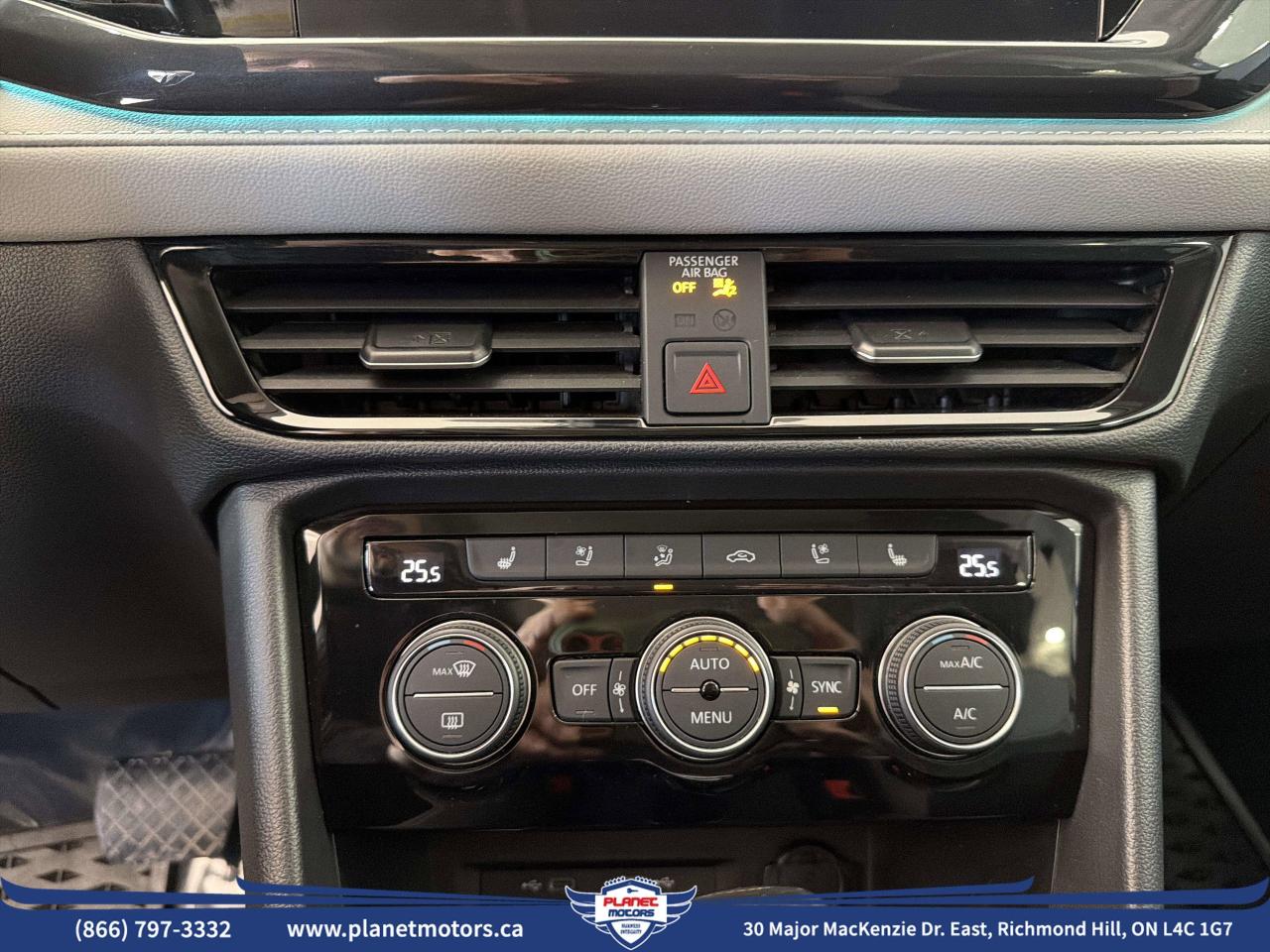 2023 Volkswagen Taos Highline Photo