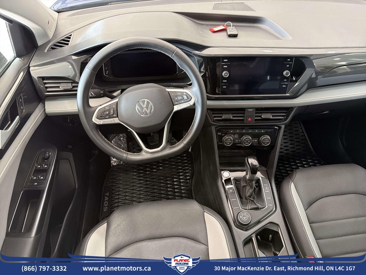 2023 Volkswagen Taos Highline Photo