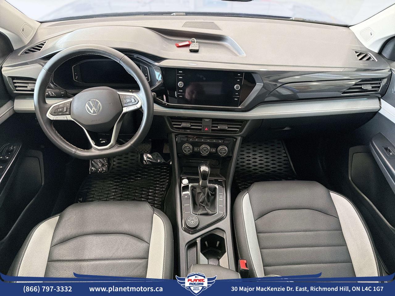 2023 Volkswagen Taos Highline Photo