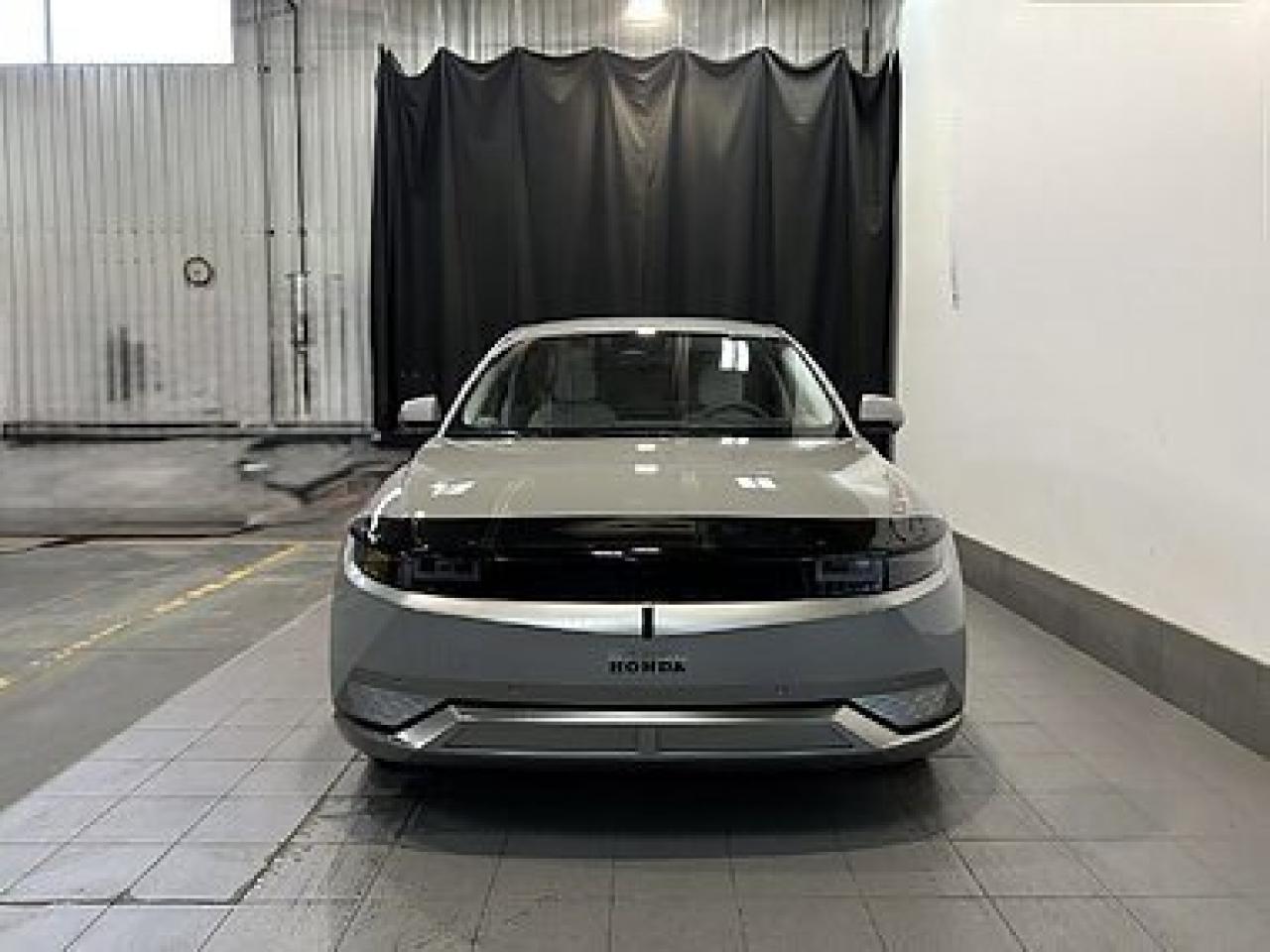 2023 Hyundai IONIQ 5 Preferred Photo