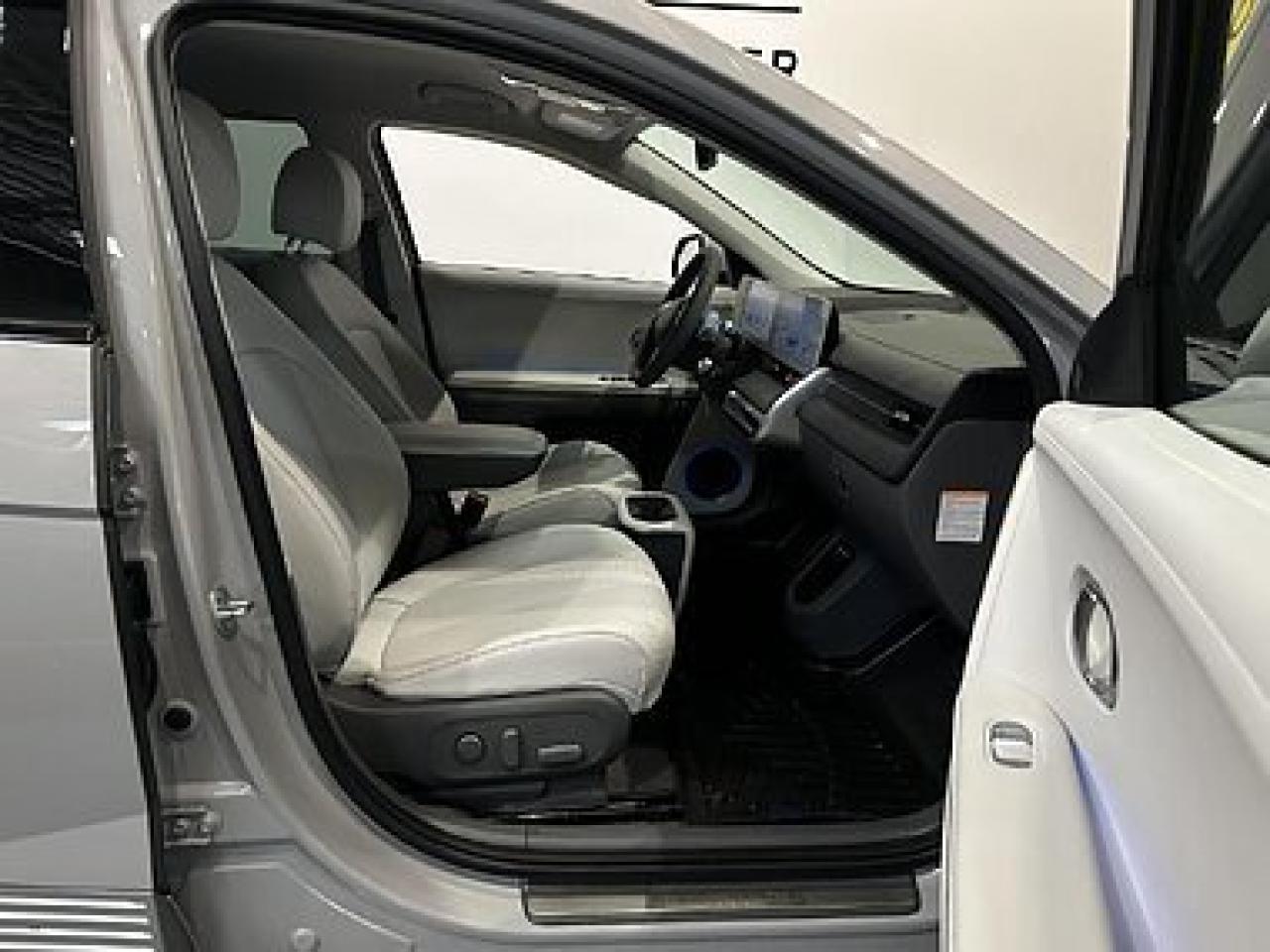 2023 Hyundai IONIQ 5 Preferred Photo