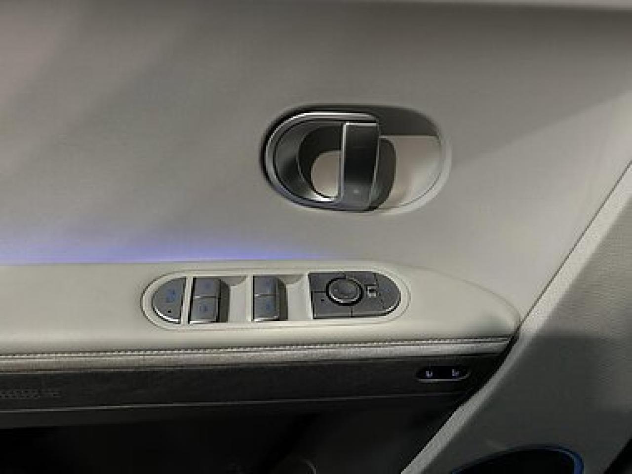 2023 Hyundai IONIQ 5 Preferred Photo