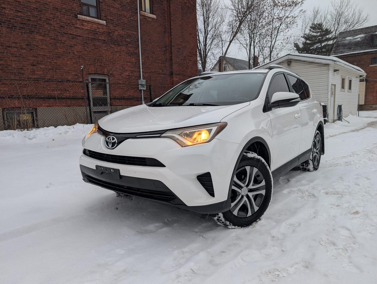 2016 Toyota RAV4 AWD 4dr LE - Photo #1