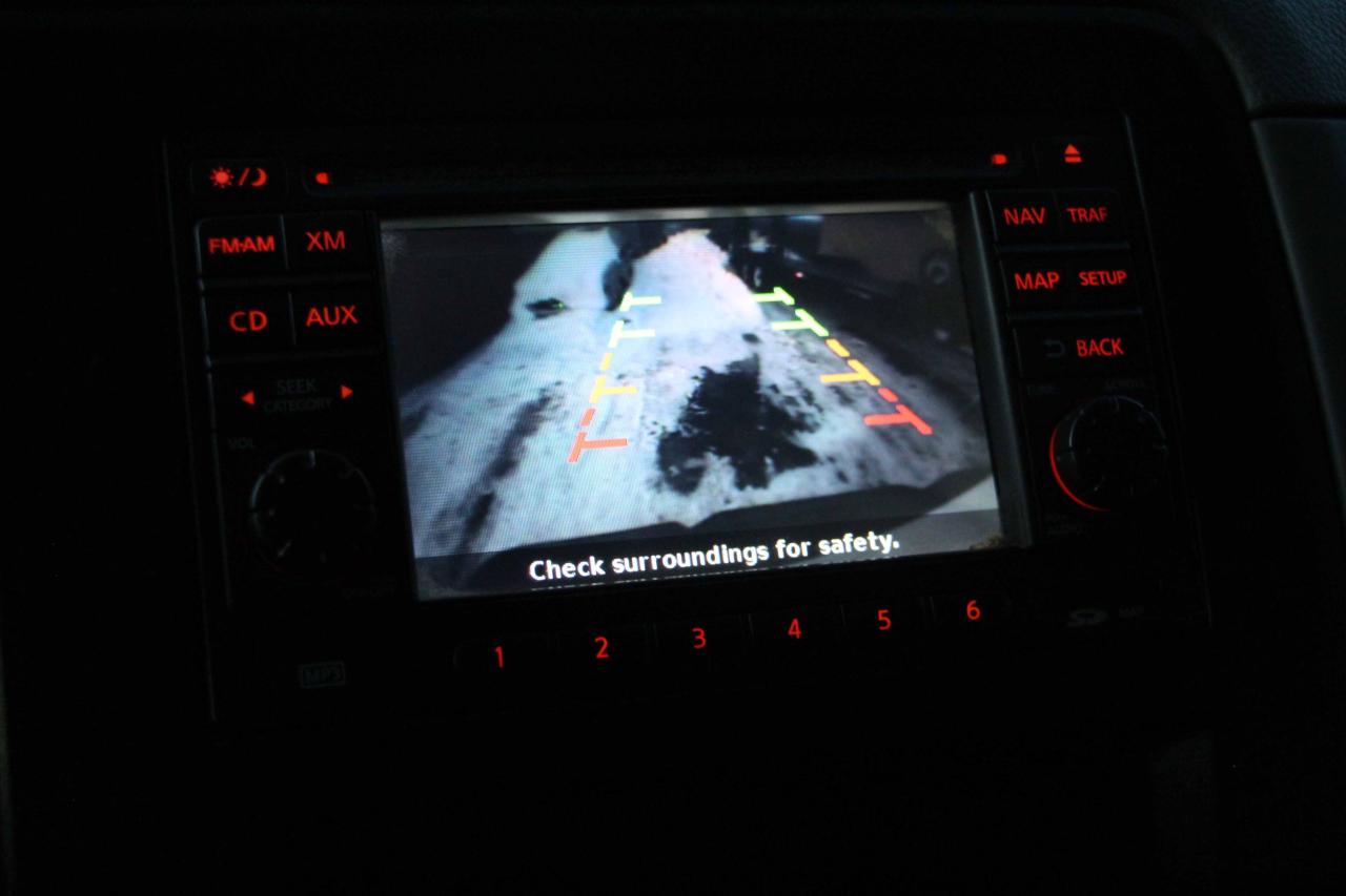 2014 Nissan NV 2500 SV Photo