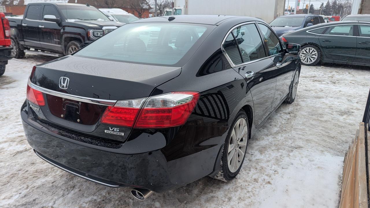 2014 Honda Accord Touring Photo