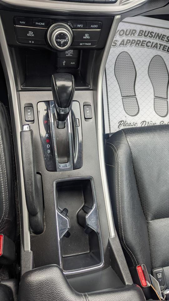 2014 Honda Accord Touring Photo