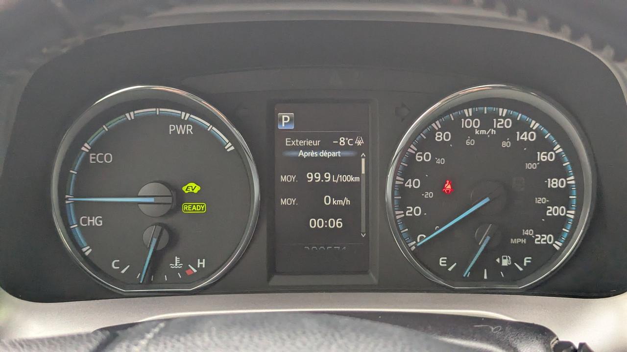 2016 Toyota RAV4 XLE -HYBRID Photo