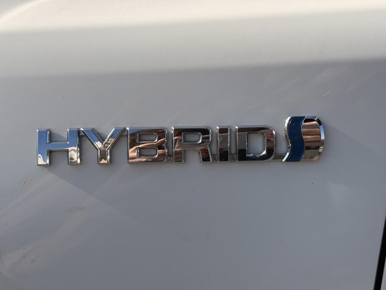 2016 Toyota RAV4 XLE -HYBRID * CLEAN CARFAX * Photo