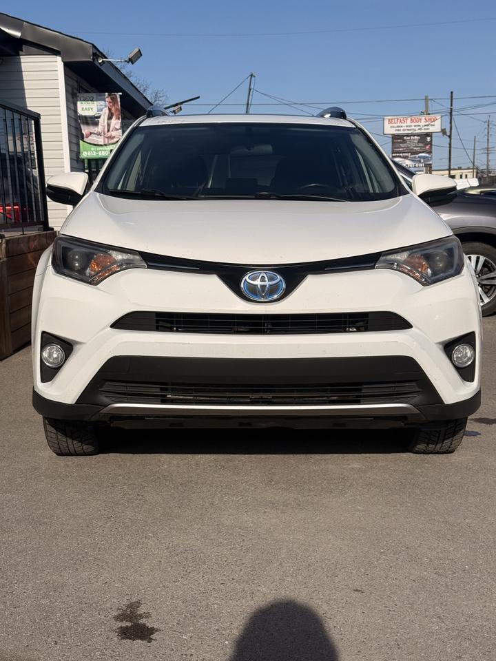 2016 Toyota RAV4 XLE -HYBRID * CLEAN CARFAX * Photo
