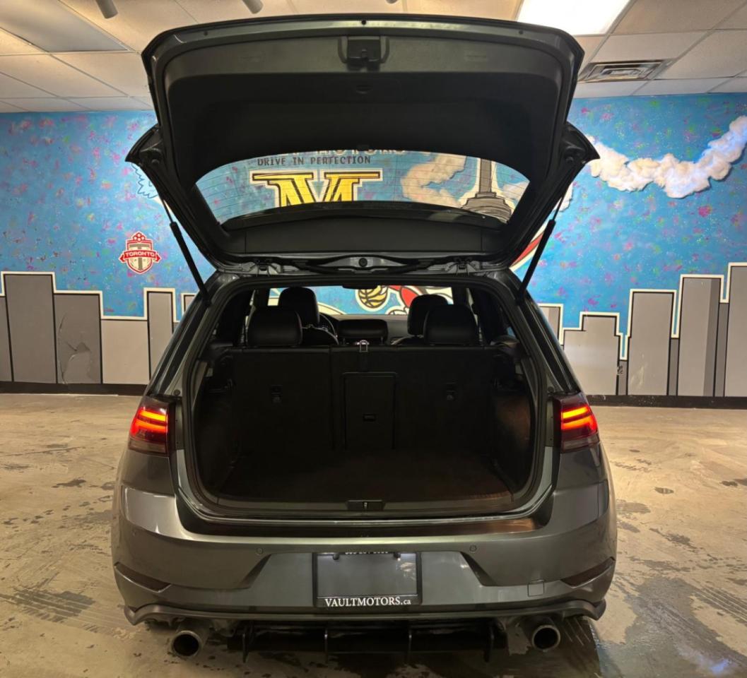 2018 Volkswagen Golf GTI Autobahn 5-door Manual 10 SERVICE SERCORDS Photo