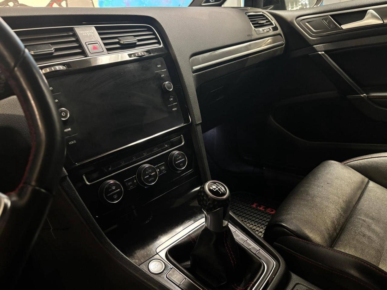 2018 Volkswagen Golf GTI Autobahn 5-door Manual 10 SERVICE SERCORDS Photo