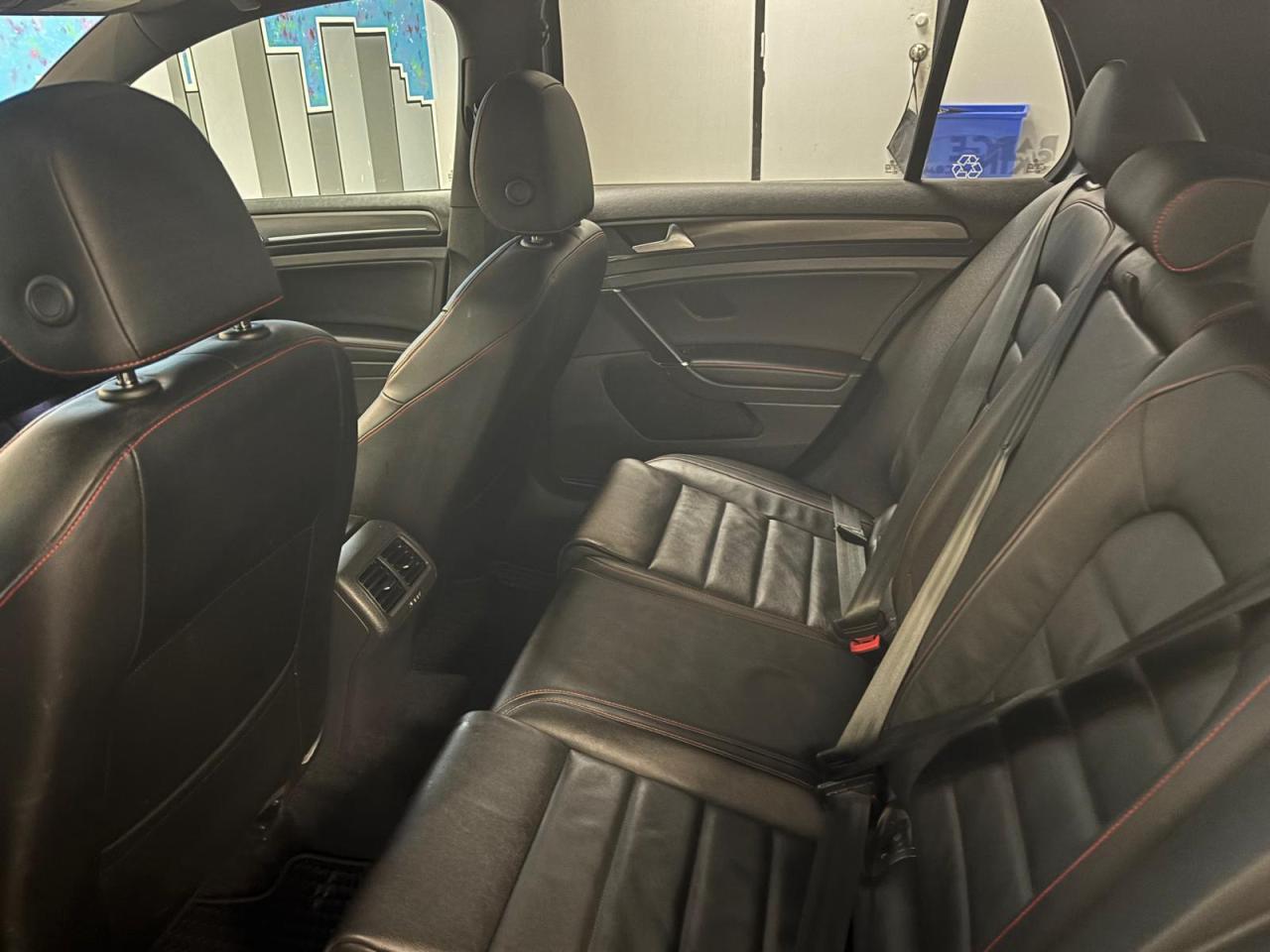 2018 Volkswagen Golf GTI Autobahn 5-door Manual 10 SERVICE SERCORDS Photo