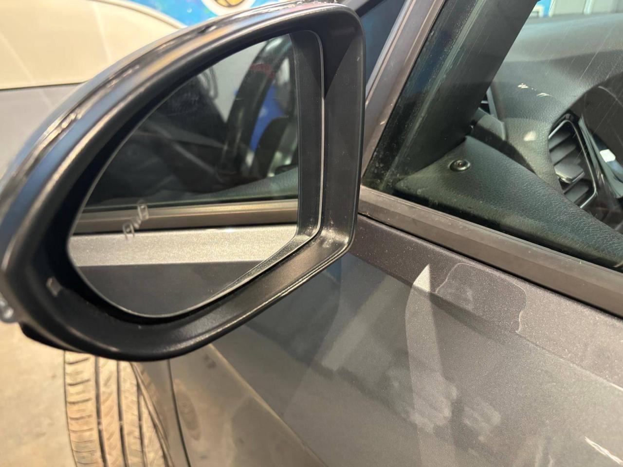 2018 Volkswagen Golf GTI Autobahn 5-door Manual 10 SERVICE SERCORDS Photo