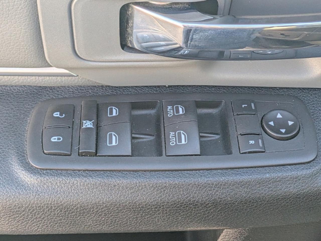 2023 RAM 1500 Classic SLT Photo