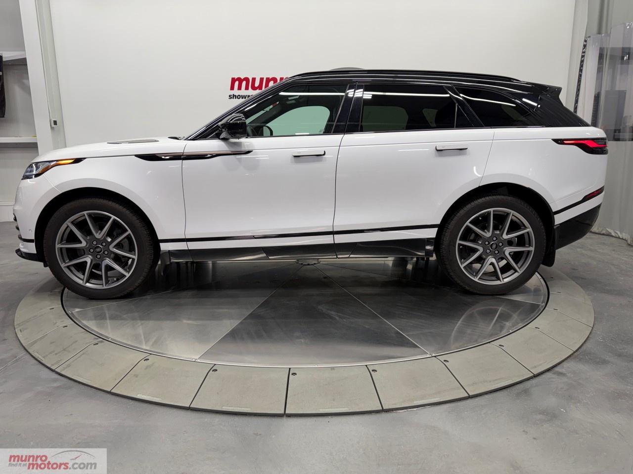2025 Land Rover Range Rover Velar P400 Dynamic HSE Photo3