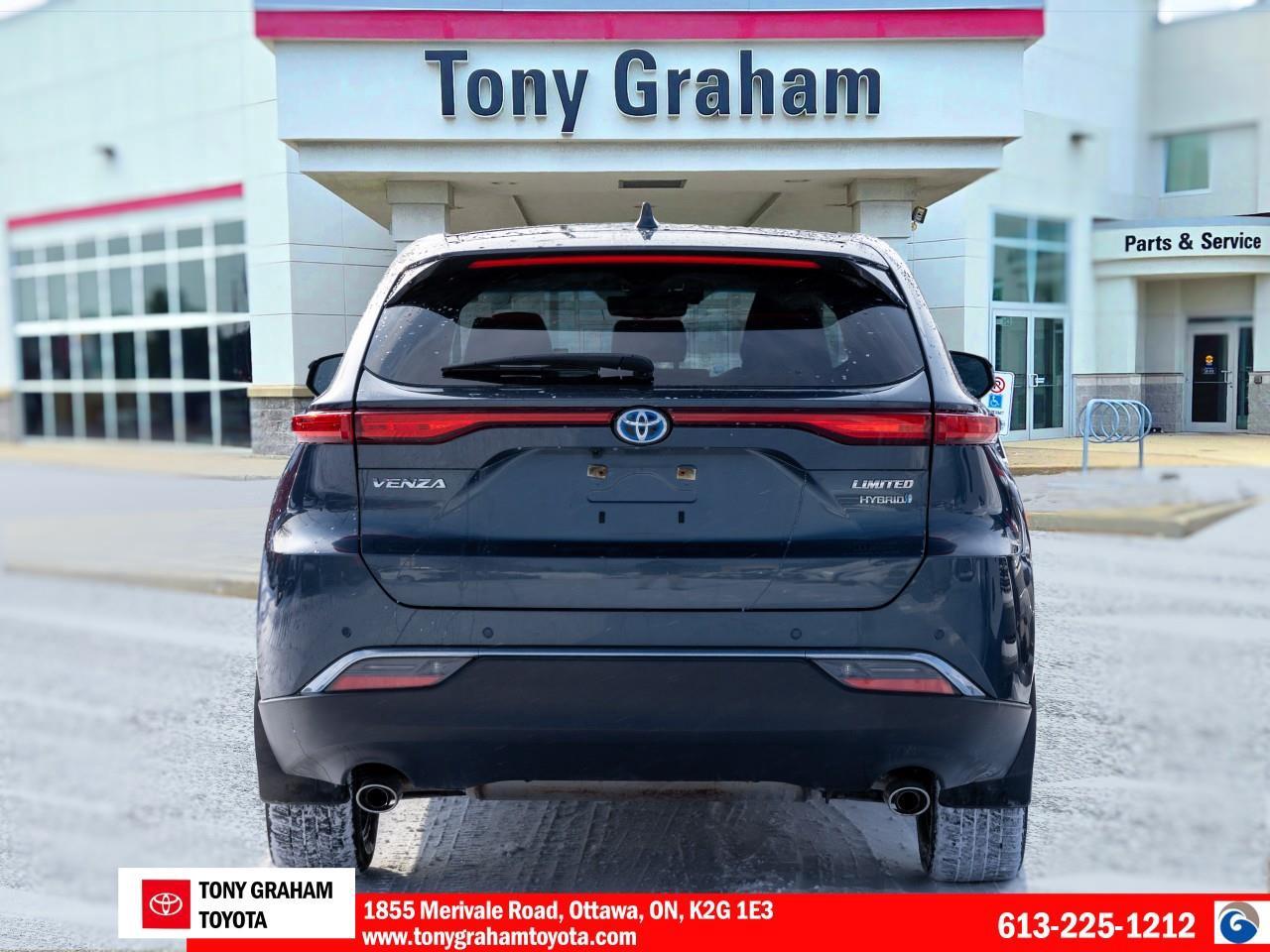 2021 Toyota Venza LIMITED Photo