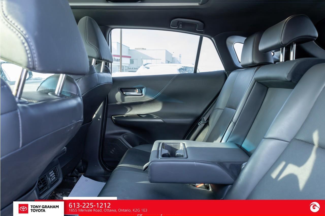 2021 Toyota Venza LIMITED Photo