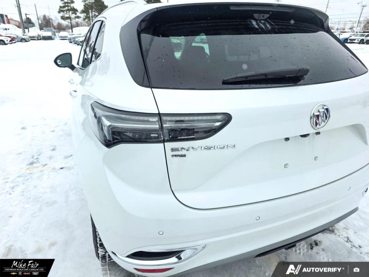 2023 Buick Envision Avenir Parking Assist, Keyless Entry & Start, Universal Home Remote Photo