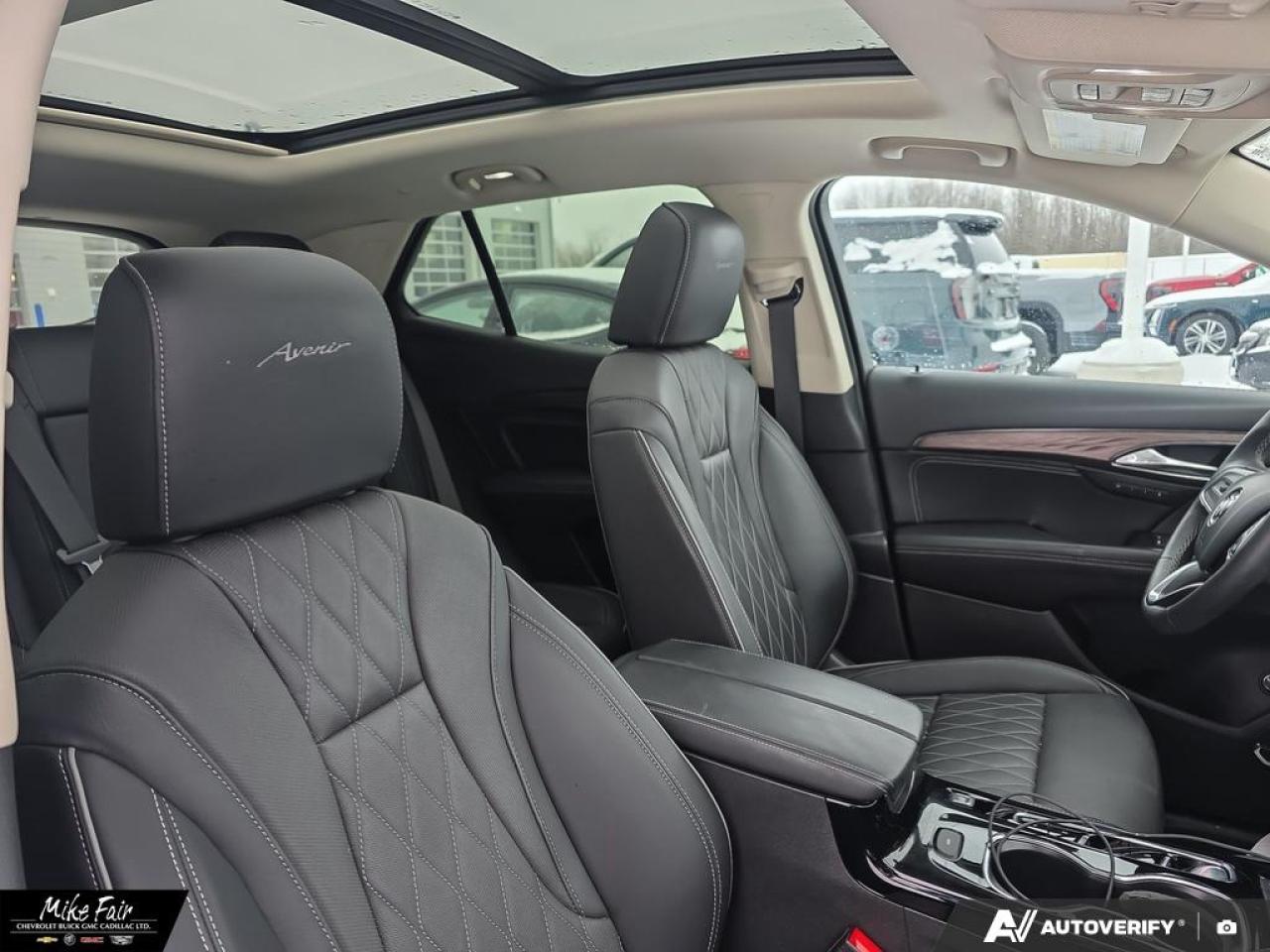 2023 Buick Envision Avenir Parking Assist, Keyless Entry & Start, Universal Home Remote Photo