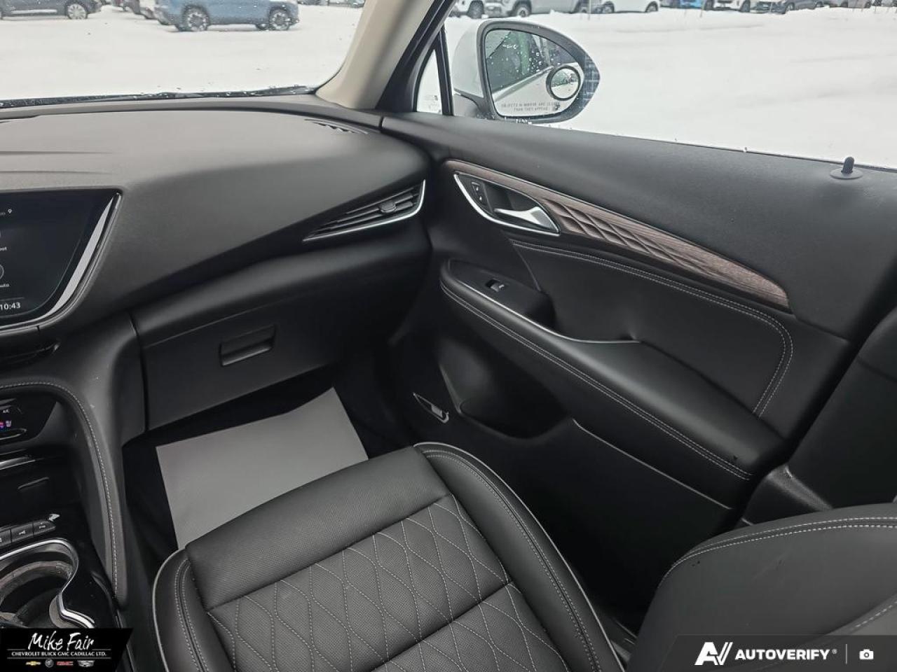 2023 Buick Envision Avenir Parking Assist, Keyless Entry & Start, Universal Home Remote Photo