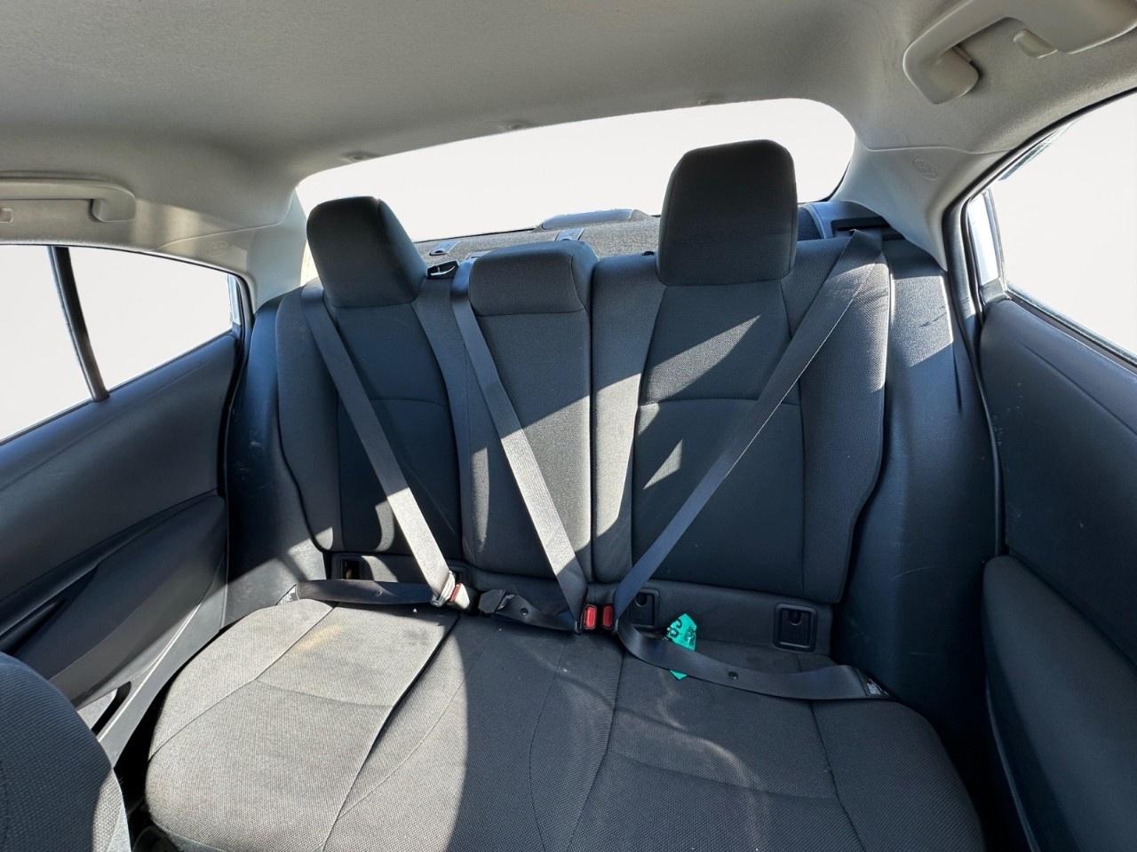 2020 Toyota Corolla LE CVT Photo