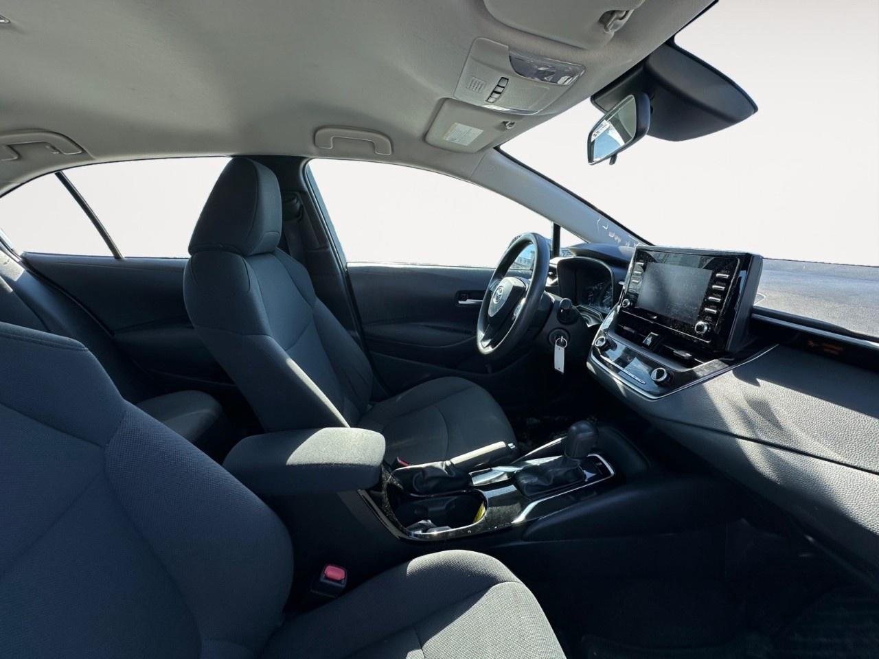 2020 Toyota Corolla LE CVT Photo