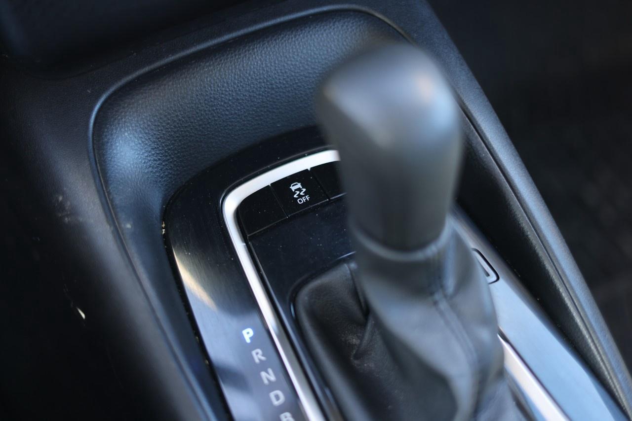 2020 Toyota Corolla LE CVT Photo