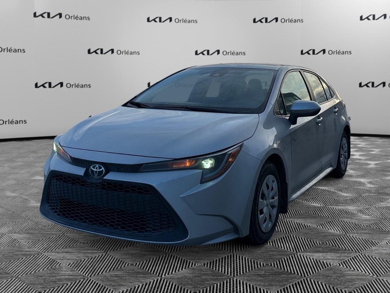 2020 Toyota Corolla LE CVT Photo