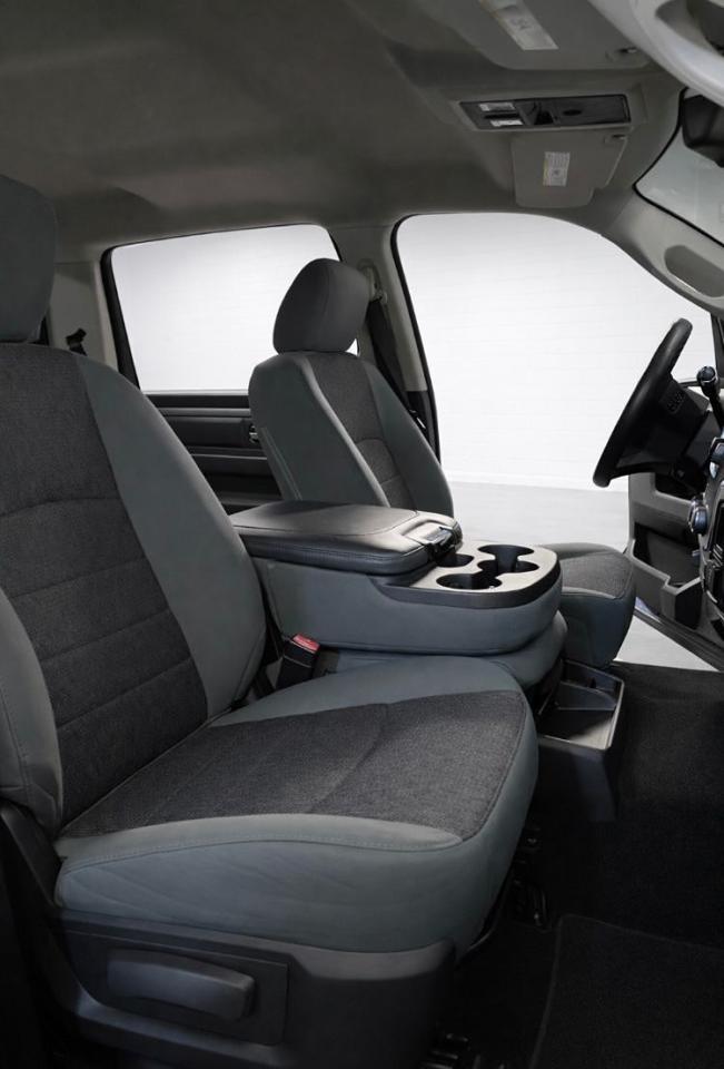 2015 RAM 2500 4WD CREW CAB 6.4L V8 SLT Photo