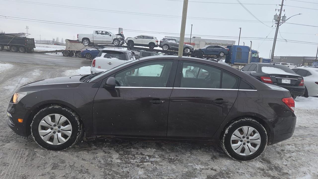 2015 Chevrolet Cruze 1LT, NO ACCIDENTS, WELL MAINTAINED, CERTIFIED Photo