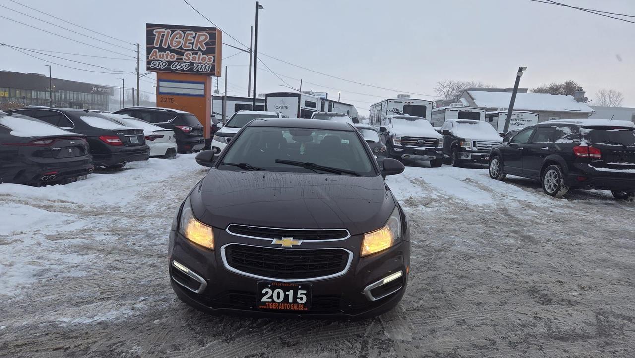 2015 Chevrolet Cruze 1LT, NO ACCIDENTS, WELL MAINTAINED, CERTIFIED Photo