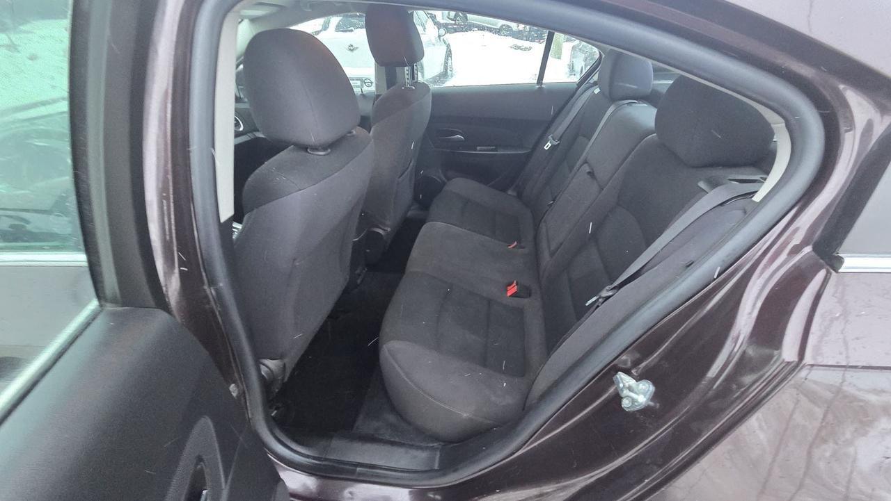 2015 Chevrolet Cruze 1LT, NO ACCIDENTS, WELL MAINTAINED, CERTIFIED Photo