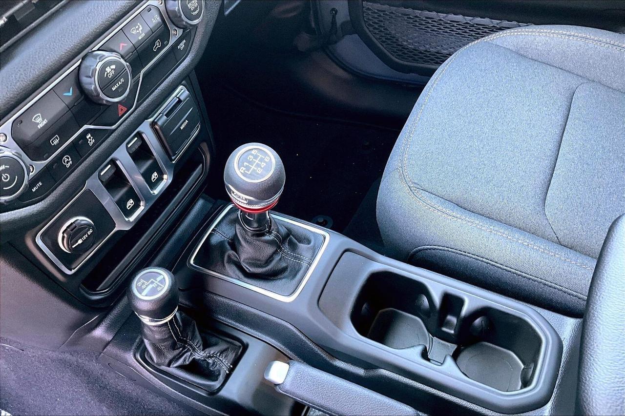 2026 Jeep Wrangler SPORT 2DR | 6-SPD | Hardtop | 12 " TOUCHSCREEN Photo