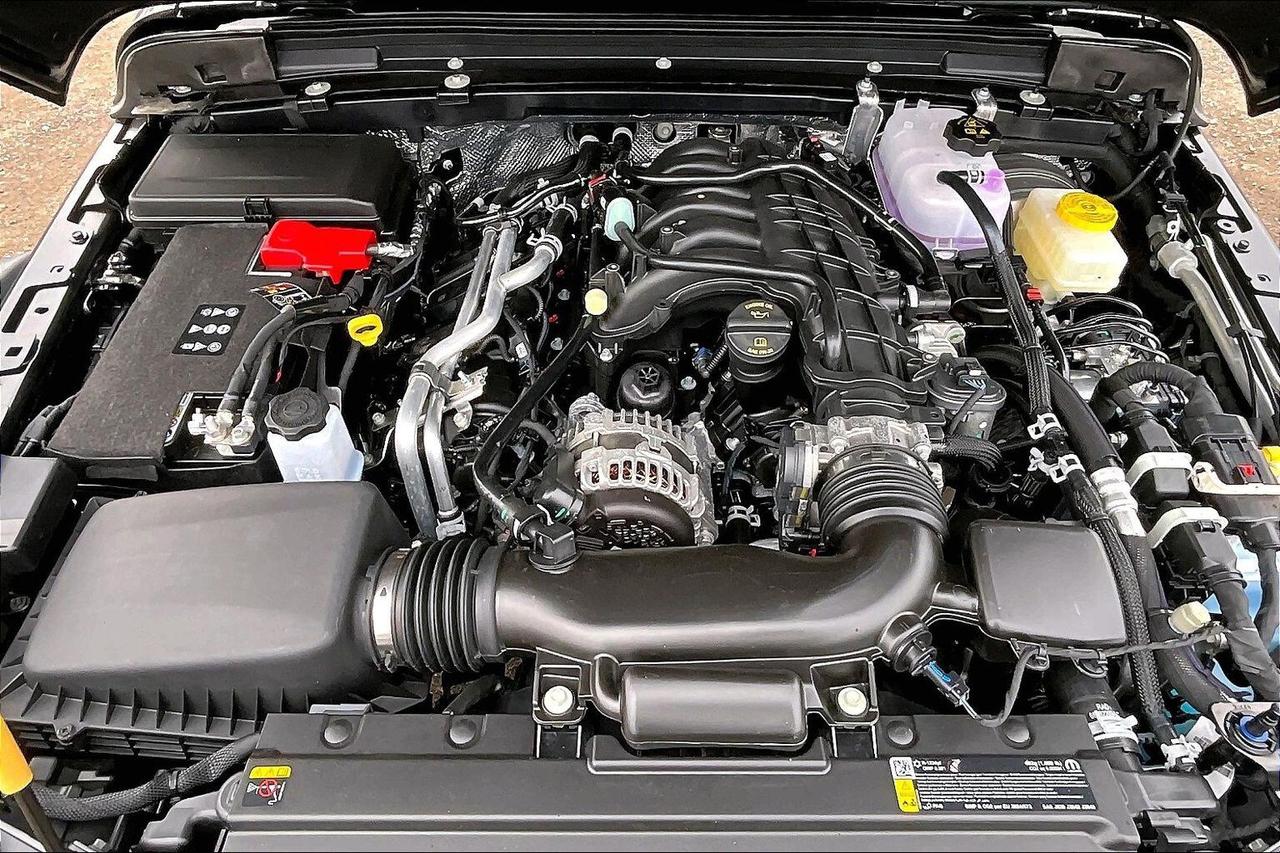 2026 Jeep Wrangler WILLYS 2DR | 6-SPD Leather | Hardtop | Tech & Conv Photo