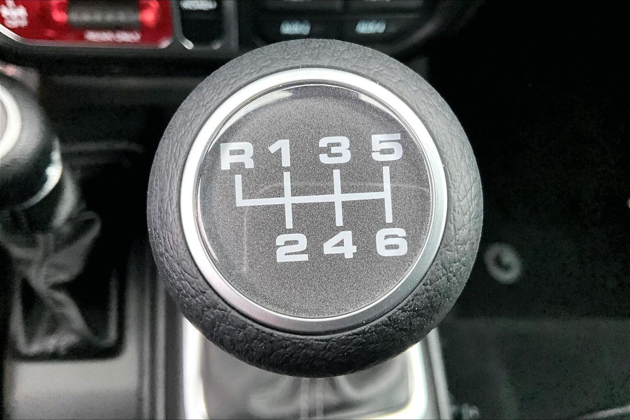 2026 Jeep Wrangler WILLYS 2DR | 6-SPD Leather | Hardtop | Tech & Conv Photo