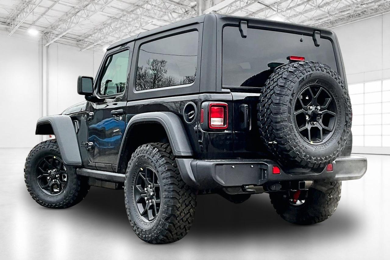 2026 Jeep Wrangler WILLYS 2DR | 6-SPD Leather | Hardtop | Tech & Conv Photo2