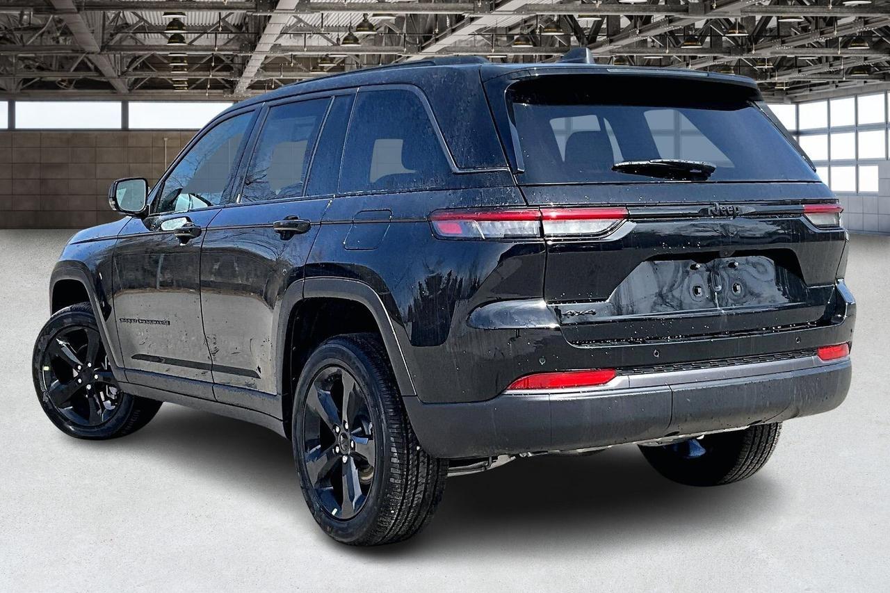 2026 Jeep Grand Cherokee ALTITUDE 4X4 | Leather | 20" Wheels | Pwr Liftgate Photo2