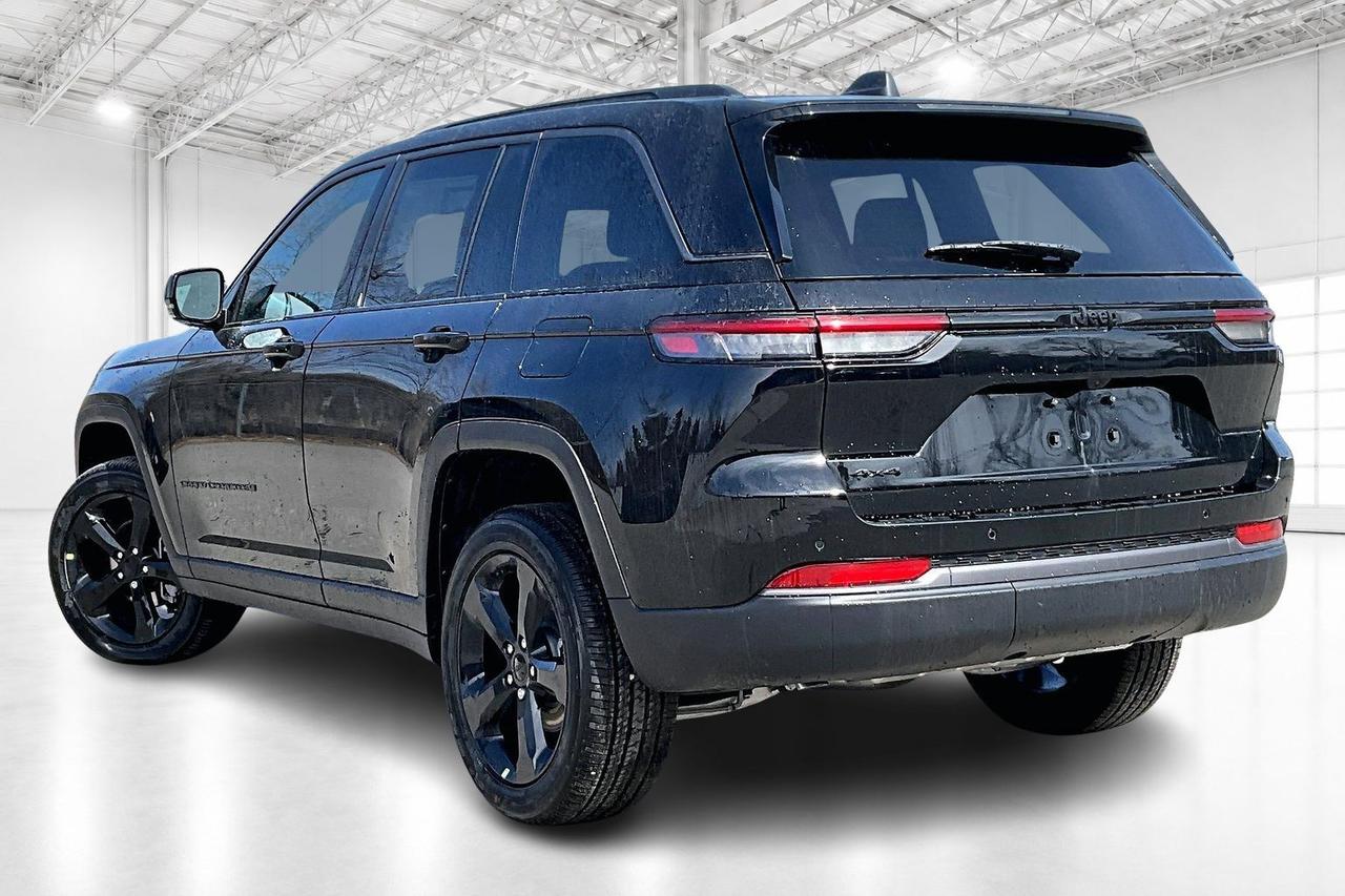 2026 Jeep Grand Cherokee ALTITUDE 4X4 | Leather | 20" Wheels | Pwr Liftgate Photo