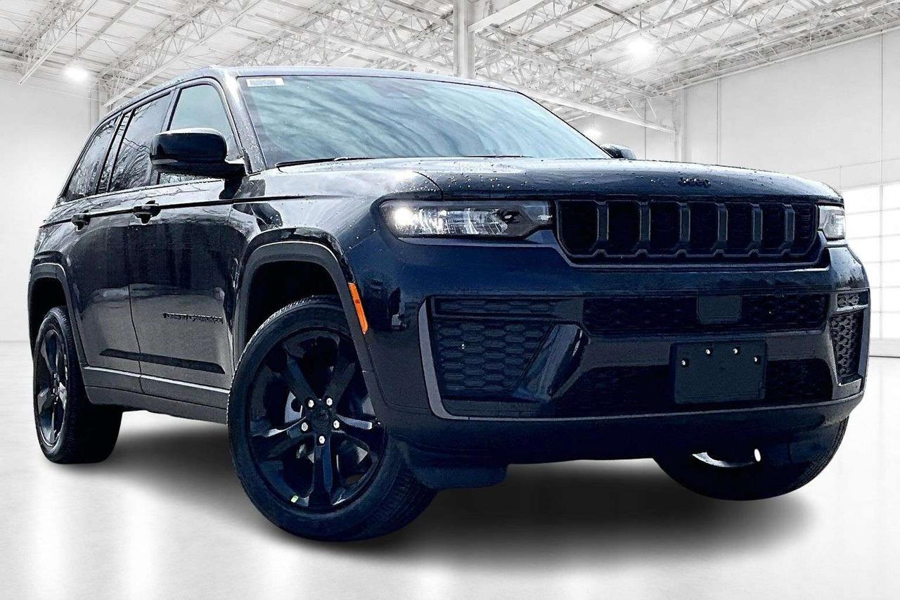 2026 Jeep Grand Cherokee ALTITUDE 4X4 | Leather | 20" Wheels | Pwr Liftgate Photo1
