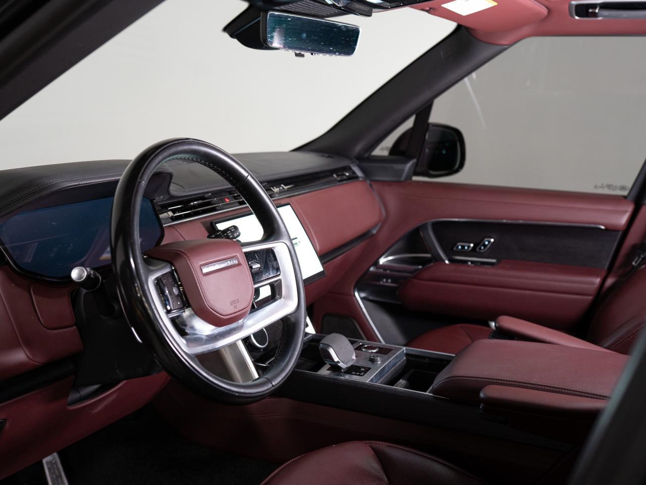 2023 Land Rover Range Rover P530 | AUTOBIOGRAPHY | ENTERTAINMENT PKG | 23 IN Photo