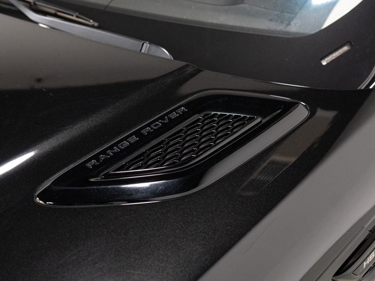 2016 Land Rover Range Rover Sport HST | MERIDIAN | ENTERTAINMENT PKG | 22 IN Photo