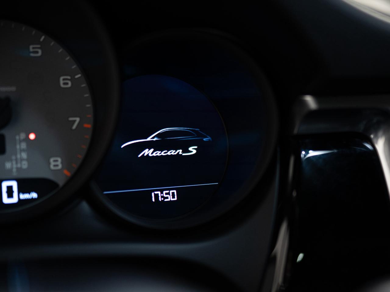 2021 Porsche Macan S | PANO | BOSE | PREMIUM PLUS PKG Photo