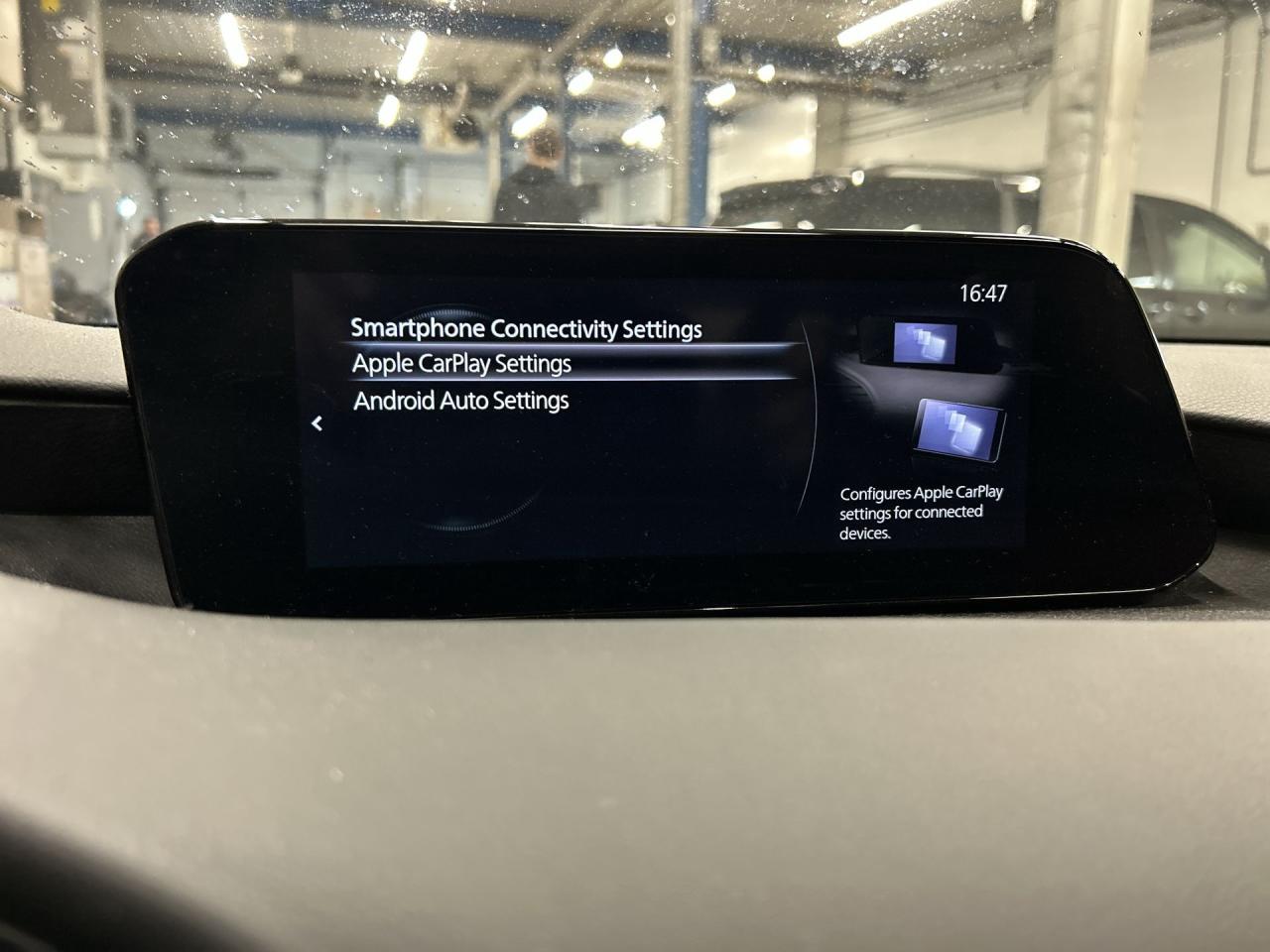 2020 Mazda MAZDA3 Sport HATCHBACK | HTD SEATS | CARPLAY | BLIND SPOT | A/C Photo