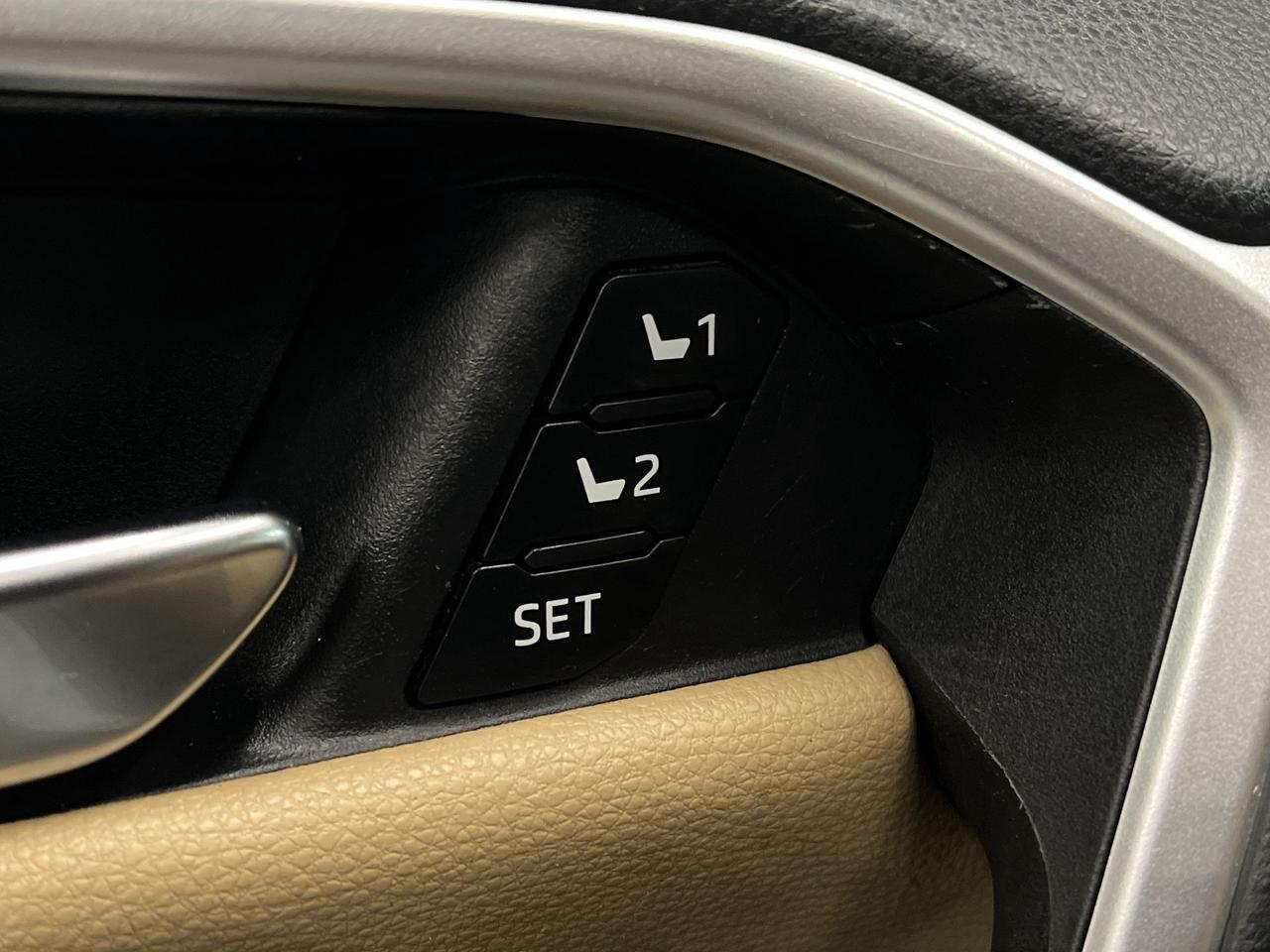 2019 Toyota RAV4 LIMITED AWD | COOLED LEATHER | SUNROOF | 360 CAM Photo