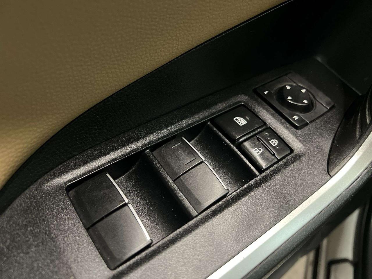 2019 Toyota RAV4 LIMITED AWD | COOLED LEATHER | SUNROOF | 360 CAM Photo