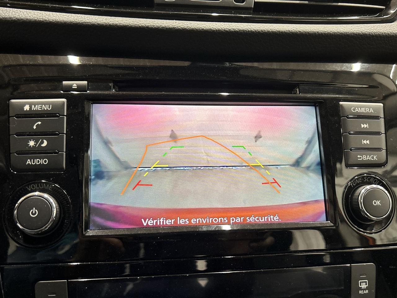 2020 Nissan Qashqai SV AWD | ONLY 29,000KMS! | SUNROOF | HTD SEATS Photo