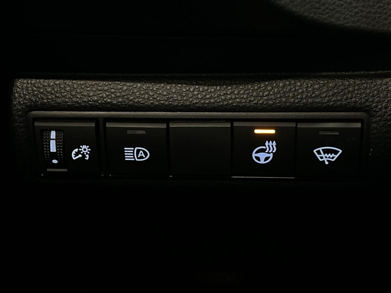 2025 Toyota Corolla Hybrid AWD | HTD SEATS/STEERING |CARPLAY | ADAPT. CRUISE Photo