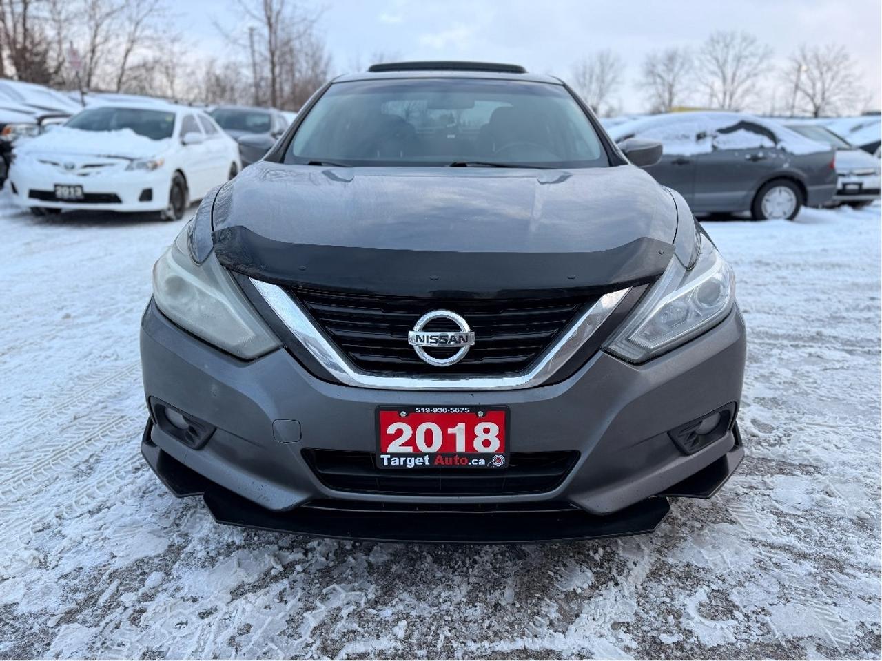 2018 Nissan Altima 2.5 SV | Clean CARFAX | Very Well Maintained. Photo1